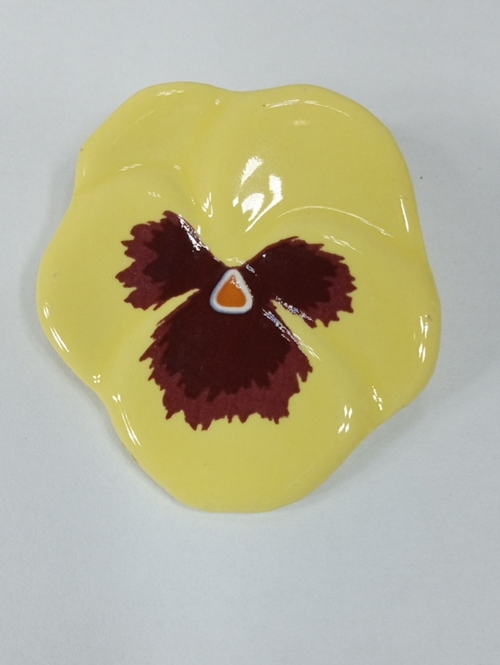 Vintage Avon Glazed Ceramic Pansy Brooch